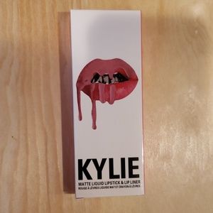 Kylie Jenner lip kit